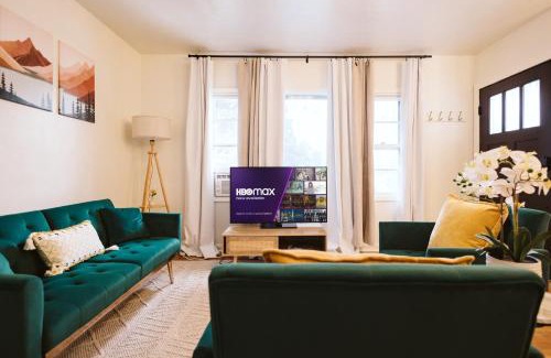 Boise House | Cozy & Quiet King Bed Micron Free Parking