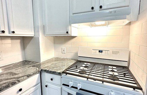 Montclair Apartment | Cozy & Quiet Montclair NJ 2 bedroom Newly Renovated/Mins from NYC
