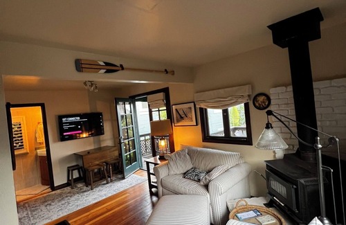 Sausalito Cottage | Cozy quiet & relaxing hide-a-way in the heart of Sausalito's ‘Hurricane Gulch.’