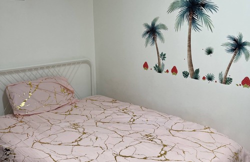 Tam O'Shanter-Sullivan House | cozy quiet room