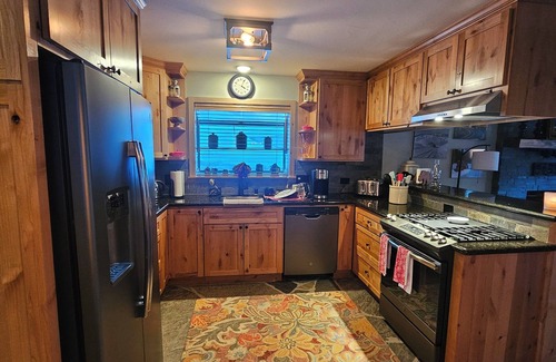 Soda Springs Cabin | Cozy railroad-inspired cabin near top ski resorts – the perfect mountain escape!