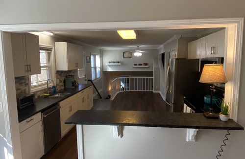 Hickory House | Cozy Ranch by Lake Hickory w/Patio & great Fire Pit
