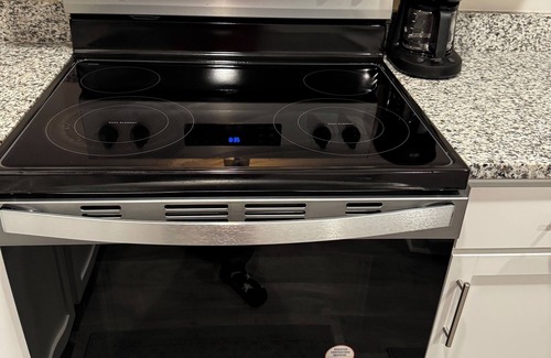 Wilson House | Cozy + Relaxing Newly built in 2025 3BR, 2BA Near Everything!