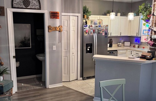 Countryway House | Cozy Relaxing Townhome