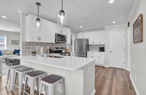 Wilmington House | Cozy, remodeled home. Centrally located.