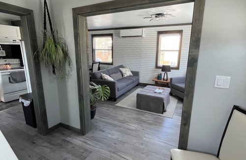 Bathurst House | Cozy remodelled house minutes away from hiking trails and Chaleur Bay