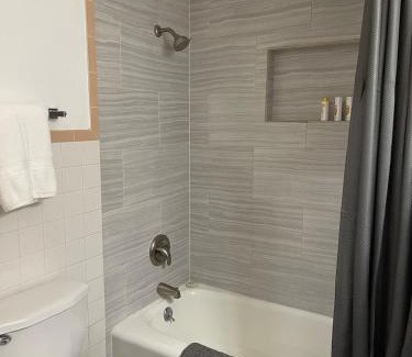 Syracuse Apartment | Cozy & Renovated 2 Bed Apartment