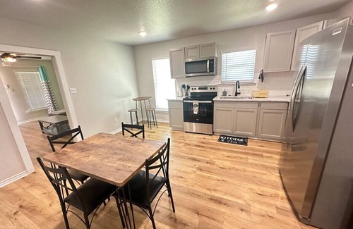 Belton Apartment | Cozy Renovated 3BR Home | Downtown Belton & Near UMHB
