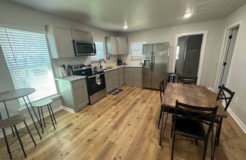 Belton Apartment | Cozy Renovated 3BR Home | Downtown Belton & Near UMHB