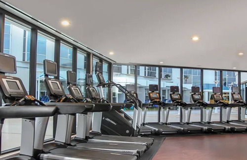 Winchester Resort | Cozy resort in awesome Las Vegas with WiFi, fitness room,AC, Pool Signature Room