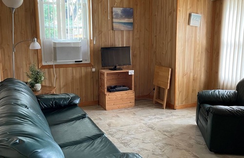 Manitoulin District Cottage | Cozy retreat at Idyll Glen RV Park