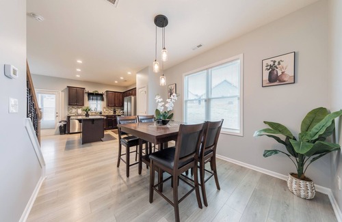 Johnston County House | Cozy Retreat Away From The City.
