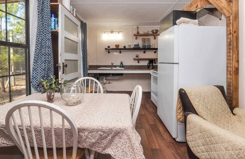Marianna Cabin | Cozy Retreat Cabin Getaway