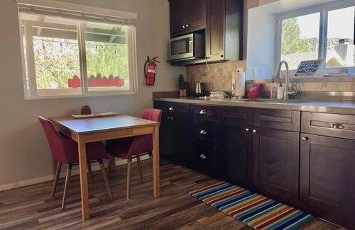 Wrightwood House | Cozy Retreat|Close to Village|Pets OK