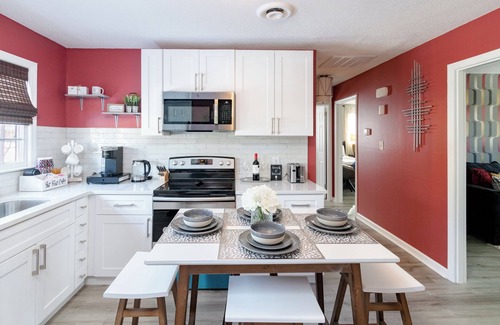 Graham Apartment | Cozy Retreat Close to Downtown + Parking