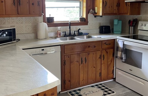 Troy House | Cozy retreat close to Troy with private Golf membership