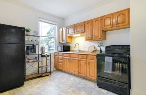 Lancaster House | Cozy Retreat in Downtown Lancaster