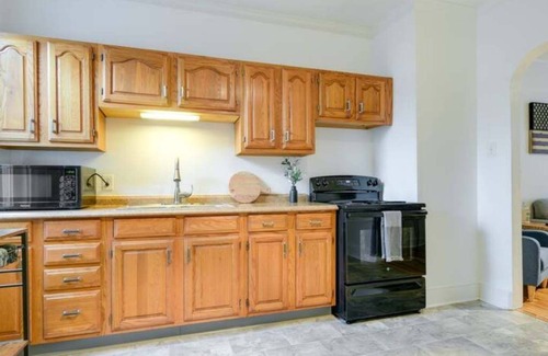Lancaster House | Cozy Retreat in Downtown Lancaster