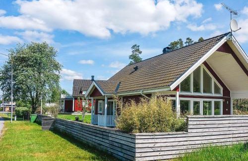 Unnaryd House | Cozy Retreat in Unnaryd Oasis-By Traum