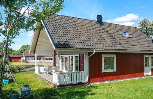 Unnaryd House | Cozy Retreat in Unnaryd Oasis-By Traum