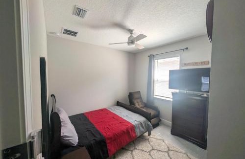 Westside House | Cozy Retreat in West Jax
