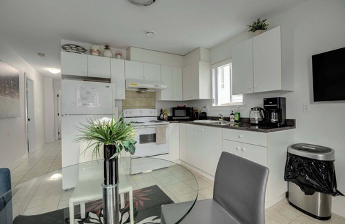 Renfrew-Collingwood House | Cozy Retreat Near Downtown Vancouver