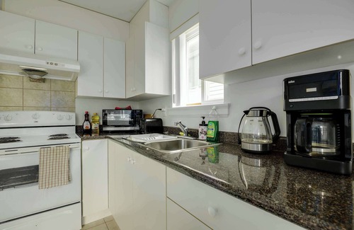 Renfrew-Collingwood House | Cozy Retreat Near Downtown Vancouver
