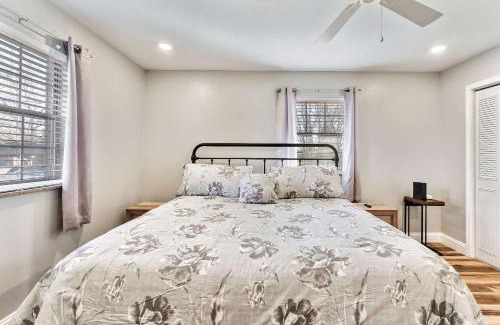Sevierville House | Cozy Retreat Near Downtown with Hot Tub