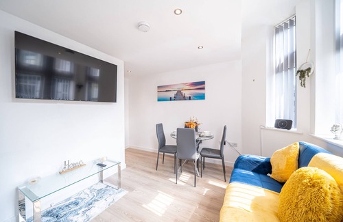 Milnrow Apartment | Cozy Retreat near Hollingworth Lake Milnrow