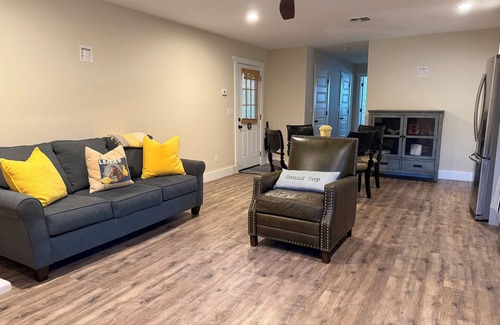 Round Top House | Cozy Retreat Near The Best Spots In Round Top
