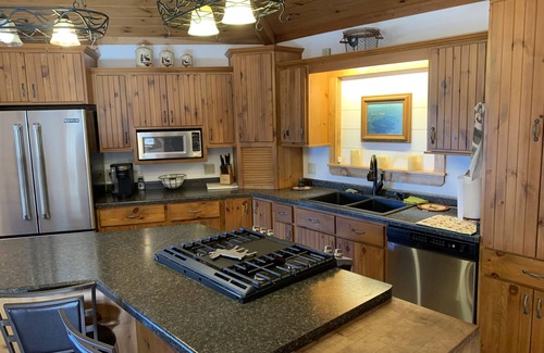 Land O Lakes House | Cozy Retreat on High Lake near Boulder Junction