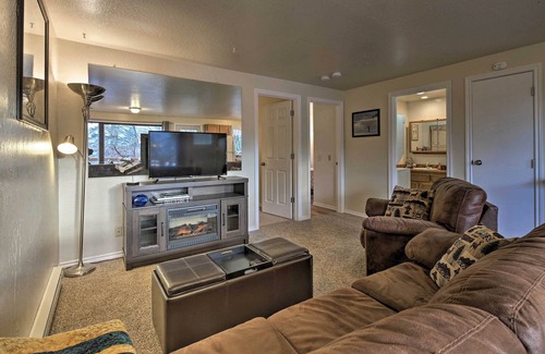 Mendenhall Valley Apartment | Cozy Retreat w/Fire Pit - Near Mendenhall Glacier