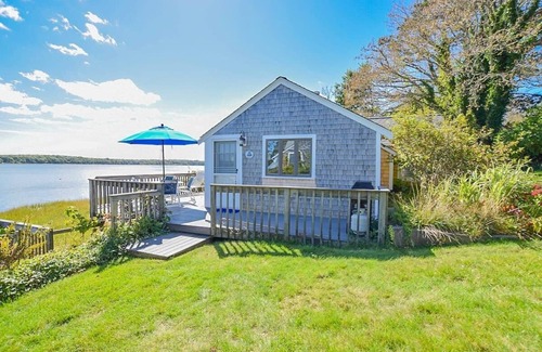 Eastham Cabin | Cozy Retreat w/Great Views of Town Cove!