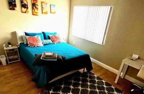 South Miami Apartment | Cozy retreat with pool, grill, hot tub, gym, pet friendly and free parking,