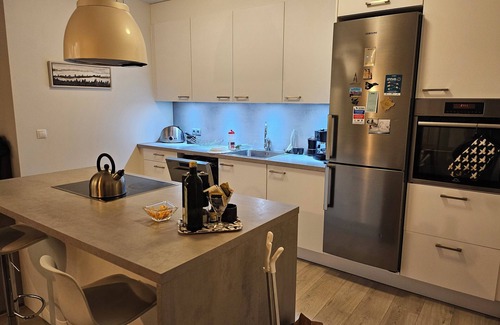 Hliðar Apartment | Cozy Reykjavik apartment, free parking and close to downtown.