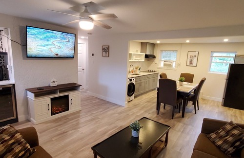 Corbettsville House | Cozy River home