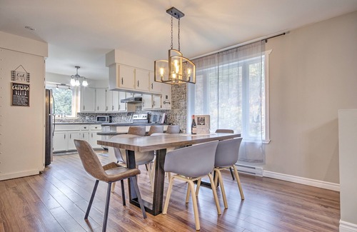 Saint-Jean-de-Matha Cottage | Cozy Riverfront Property