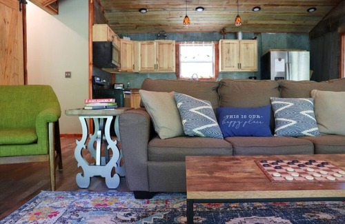 Hodgen House | Cozy Riverfront Cabin in the Ouachita Forest!