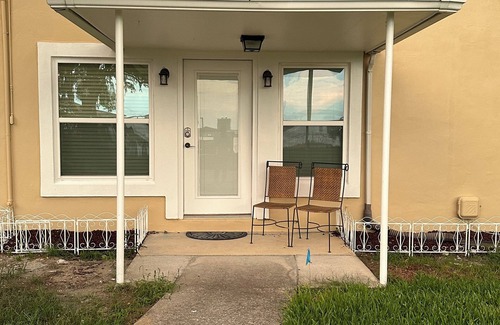 Jacksonville Condo | Cozy Riverfront Condo with great space and spectacular views in Jacksonville, FL