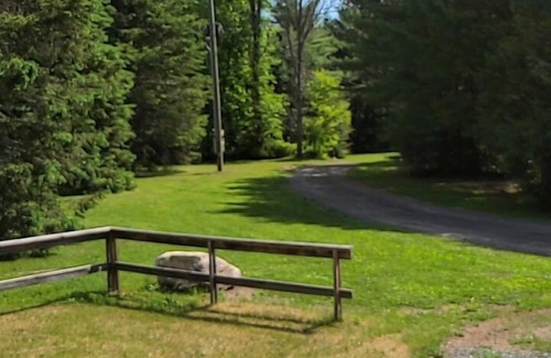Tweed House | Cozy Riverfront Cottages