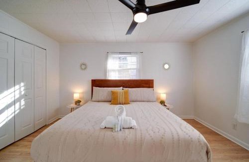 Belmont Historic District House | Cozy Riverside Cottage Fully Updated Quiet 3 beds