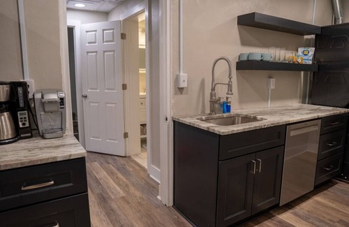 Roanoke Apartment | Cozy Roanoke Retreat: Quiet & Convenient Stay