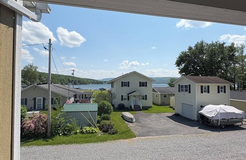 Town of Richmond Apartment | Cozy, romantic getaway on a quiet Finger Lake