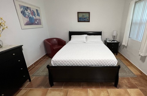 Homestead Apartment | Cozy Room A
