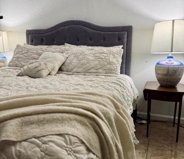 Las Vegas House | Cozy Room close to the strip in Las Vegas