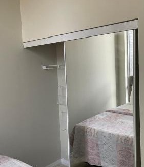 Hurontario House | Cozy Room in a Townhouse Mississauga, Ontario canada