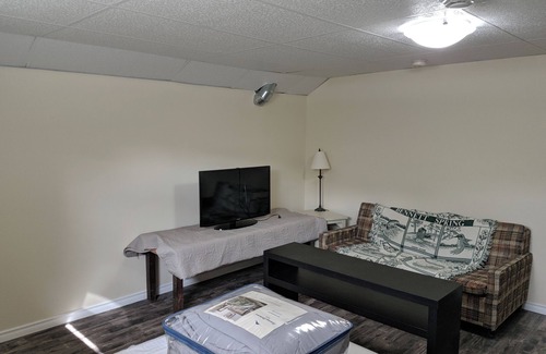 Fort Gary House | Cozy room in basement