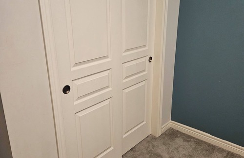 Welland House | Cozy Room in Modern, Serene Neighborhood - Quiet House, Only 1 Other Occupant