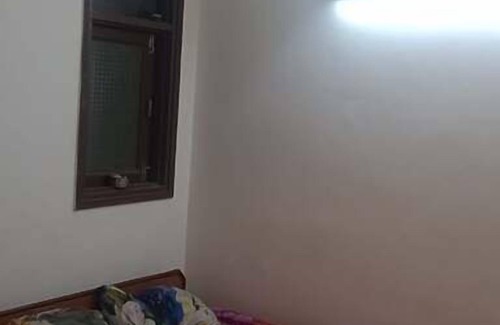 Govindpuri House | Cozy Room near Delhi's Landmarks Cook, Relax and explore in Govindpuri, Kalkaji
