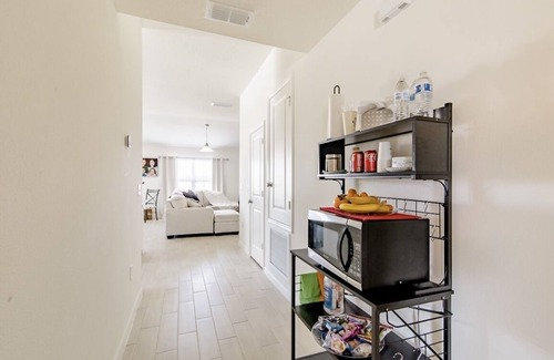 Haines City House | Cozy Room near Disney World B